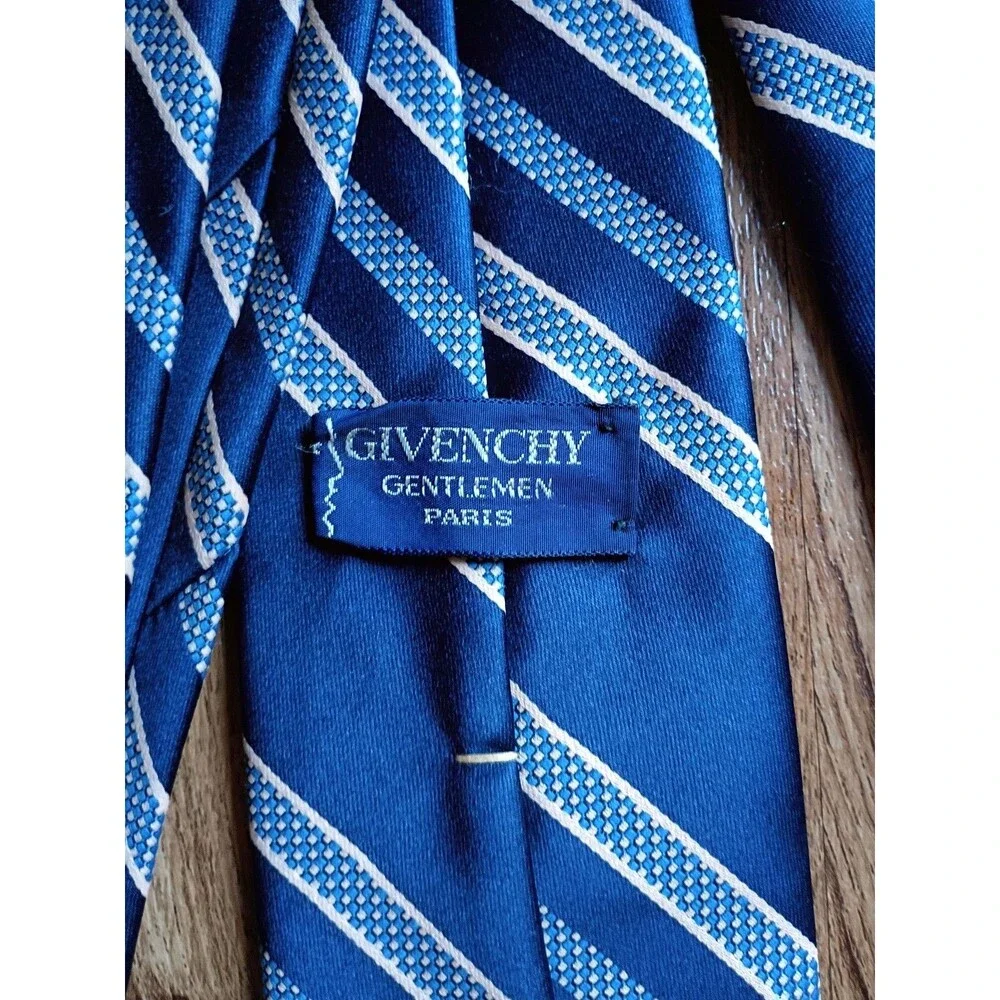 Vintage Givenchy Gentlemen Paris Tie Blue Stripe